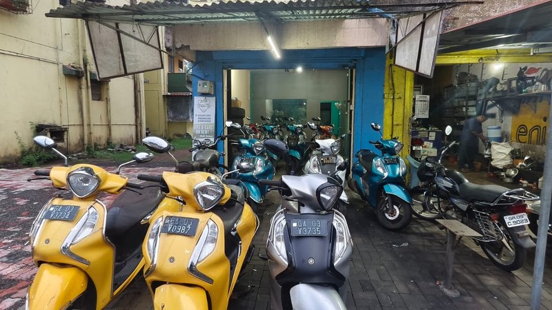 Scooters and motorcycles at the Goa rental location